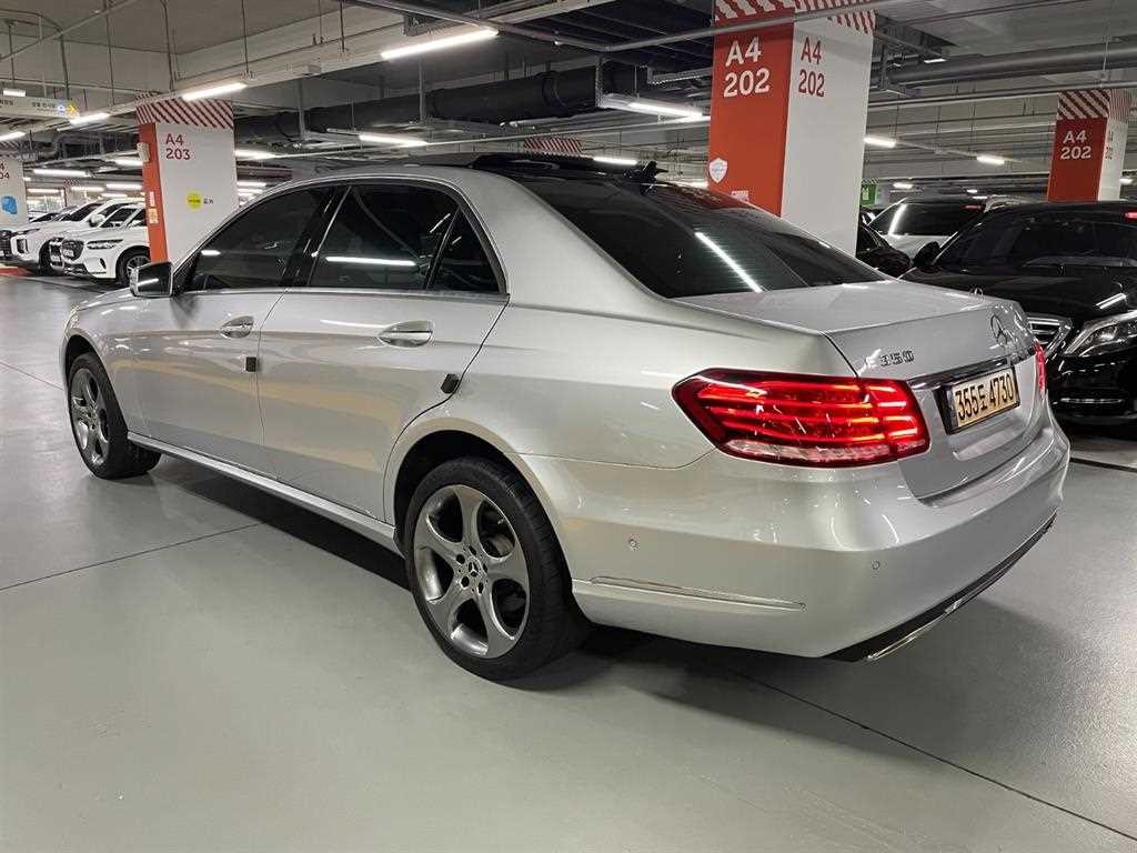 벤츠 E 클래스 E-클래스 W212 E350 4MATIC 이미지 4