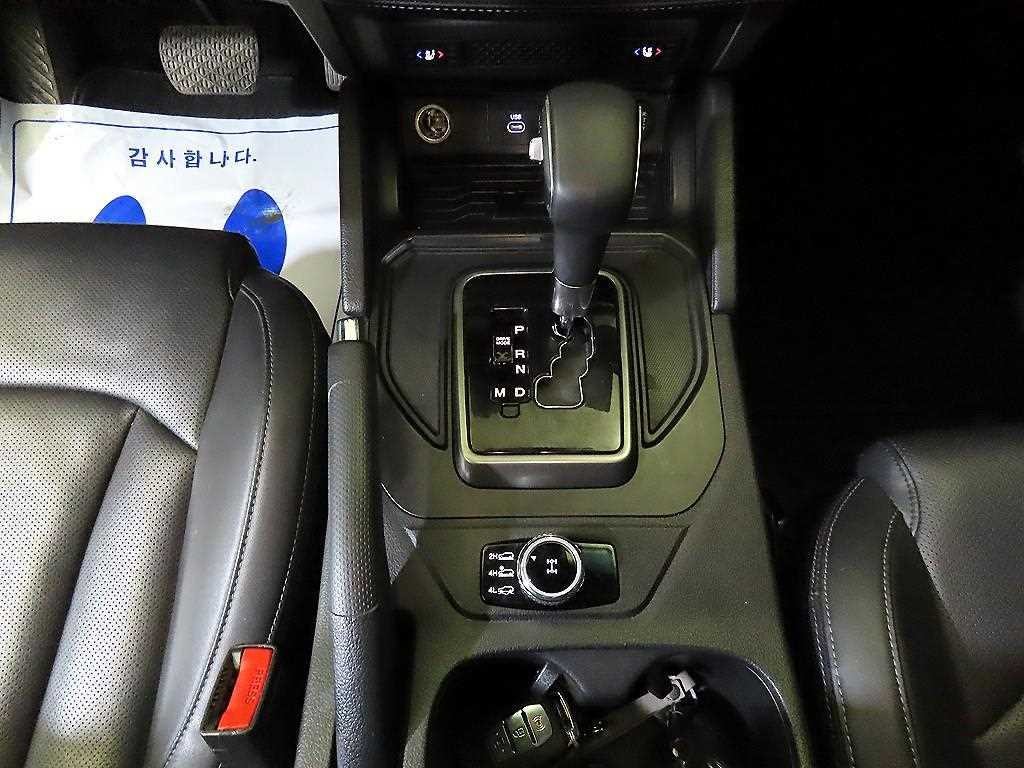 KG모빌리티(쌍용) 렉스턴 더 뉴 렉스턴 스포츠 칸 디젤 2.2 4WD 프레스티지 이미지 12