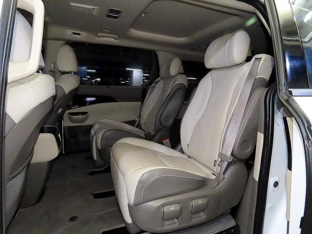 기아 카니발 카니발 4세대 디젤 7인승 시그니처 이미지 7