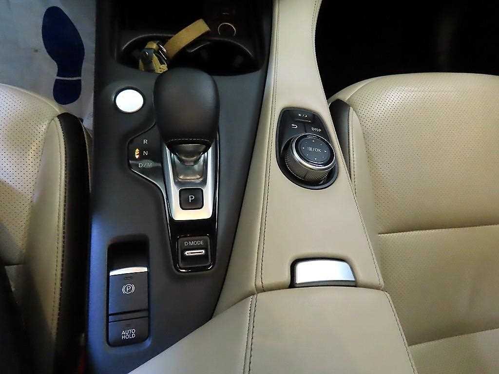 인피니티 QX QX50(P71A) 2.0 VC-T 에센셜 이미지 12