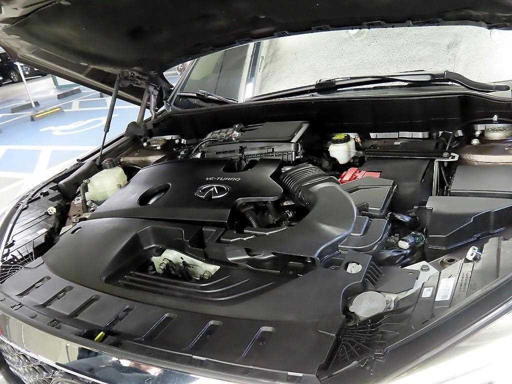 인피니티 QX QX50(P71A) 2.0 VC-T 에센셜 이미지 19