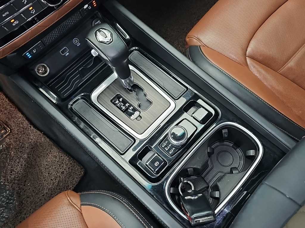 KG모빌리티(쌍용) 렉스턴 G4렉스턴 디젤 2.2 4WD 헤리티지 이미지 8