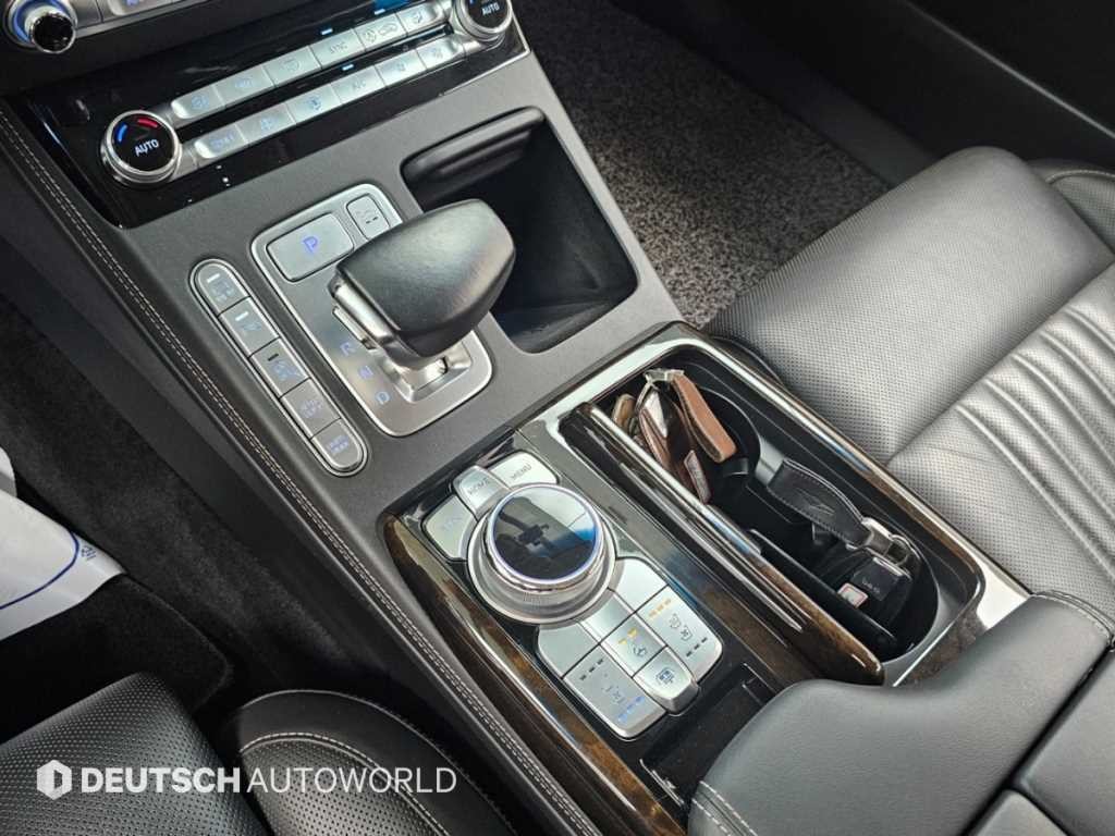제네시스 G90 3.8 GDI AWD 프리미엄 럭셔리 이미지 9