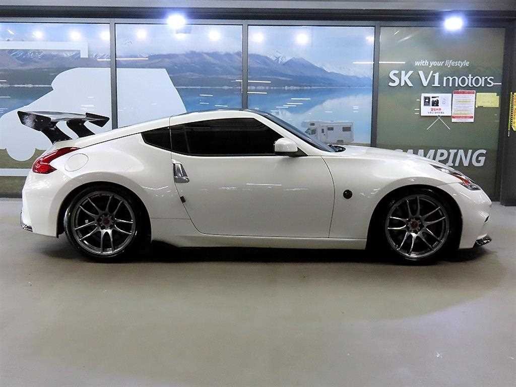 닛산 Z 370Z 쿠페 이미지 3