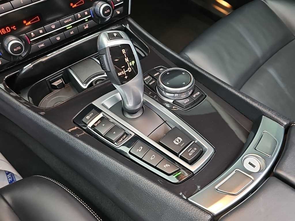 BMW 그란투리스모 5시리즈 GT (F07) GT 30d xDRIVE 이미지 8