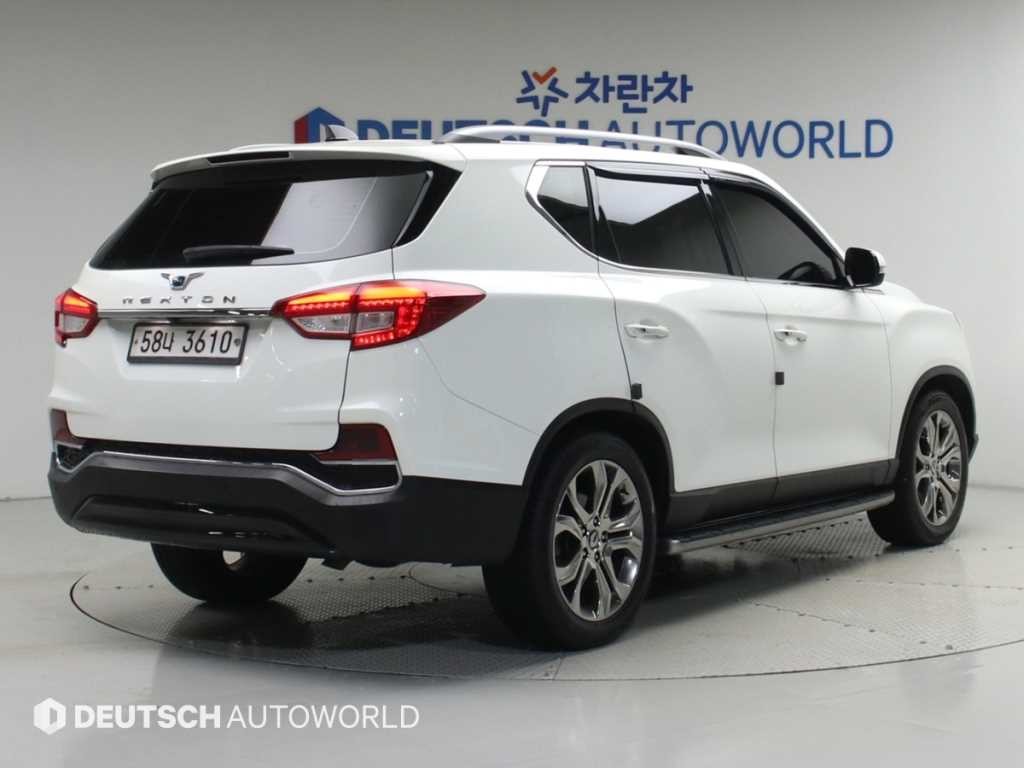 KG모빌리티(쌍용) 렉스턴 G4렉스턴 디젤 2.2 4WD 프라임 이미지 2