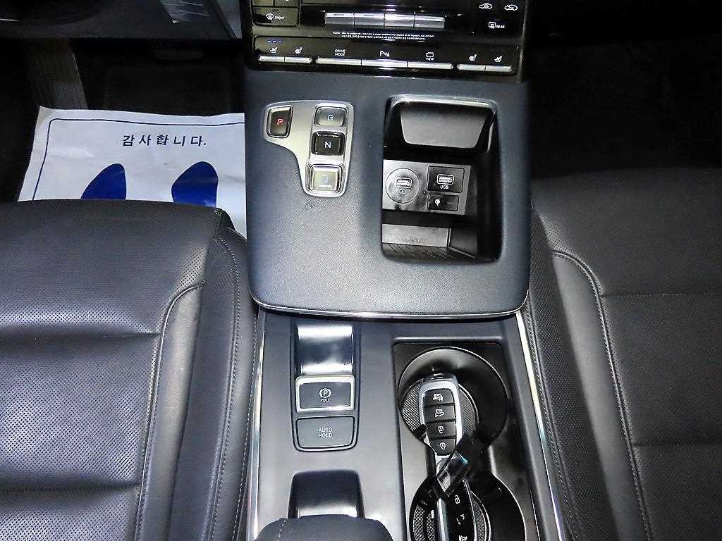 현대 그랜저 더 뉴 그랜저 IG 3.3 프리미엄 초이스 이미지 12