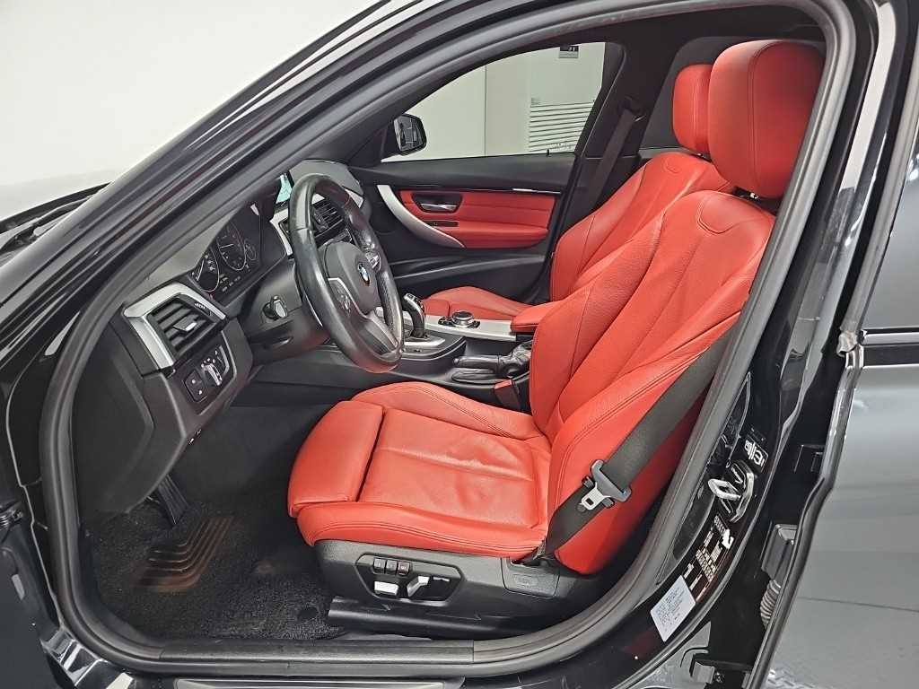 BMW 3시리즈 3시리즈 (F30) 330i M 스포츠 이미지 11
