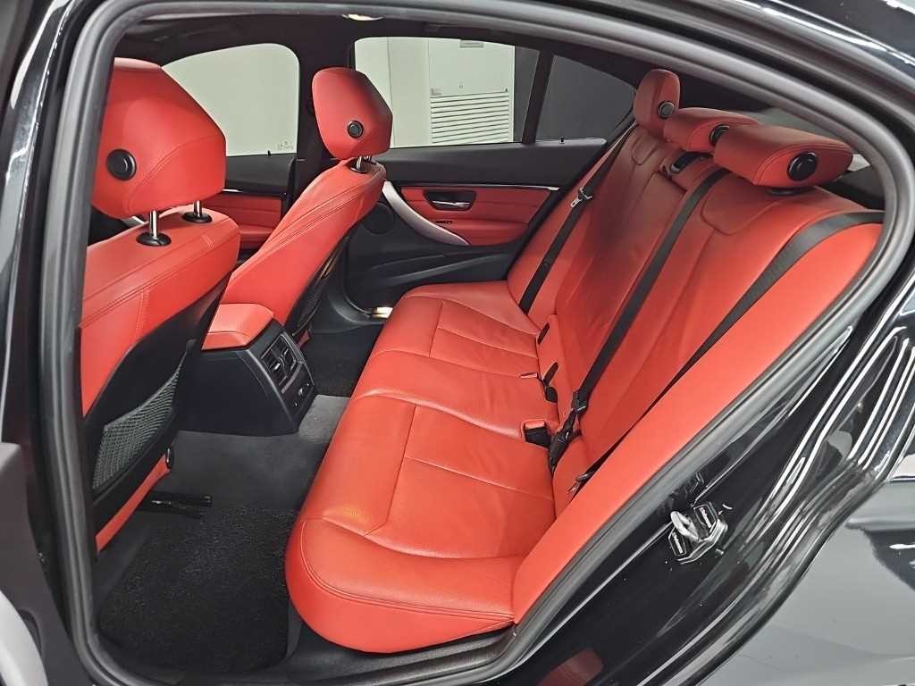BMW 3시리즈 3시리즈 (F30) 330i M 스포츠 이미지 12