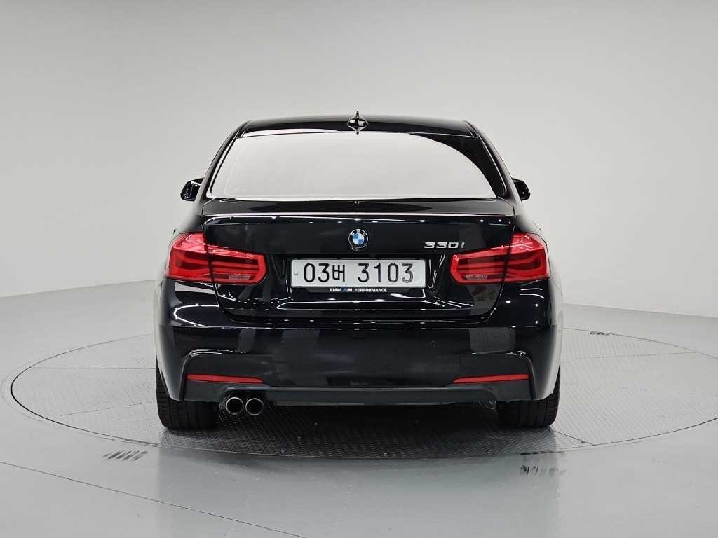 BMW 3시리즈 3시리즈 (F30) 330i M 스포츠 이미지 3