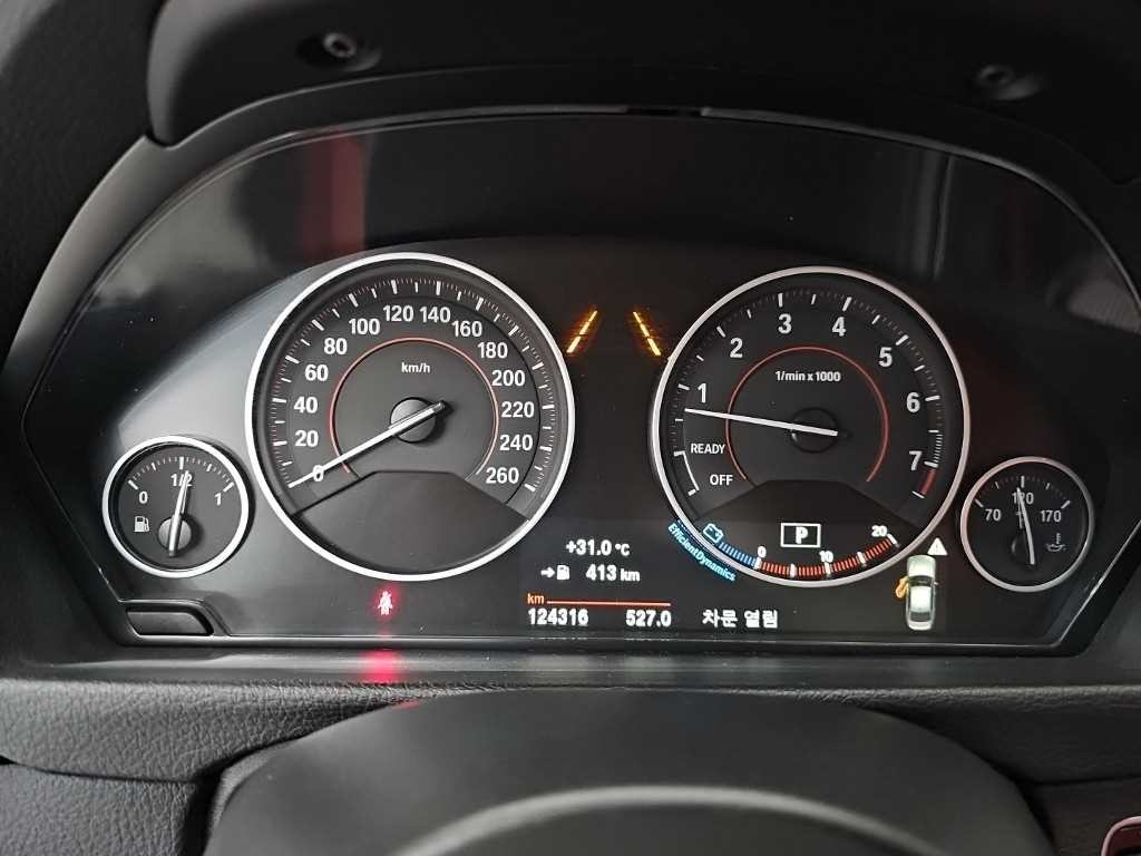BMW 3시리즈 3시리즈 (F30) 330i M 스포츠 이미지 6