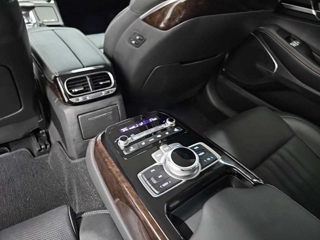 제네시스 G90 3.8 GDI AWD 프리미엄 럭셔리 이미지 13