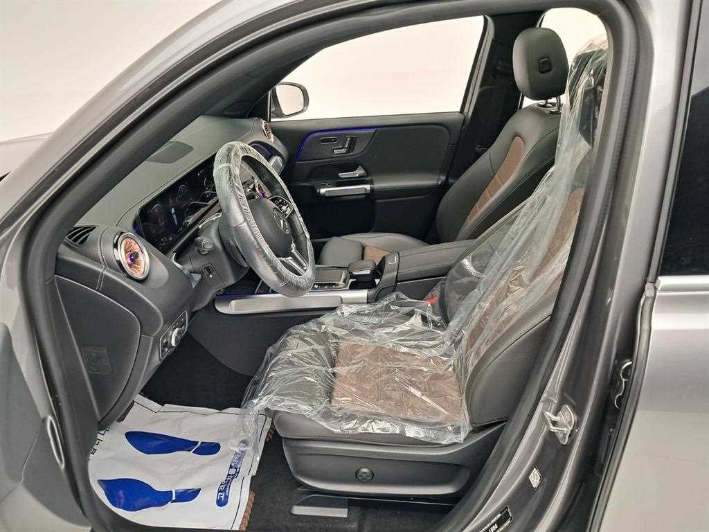 벤츠 EQB EQB (X243) EQB 300 4MATIC 일렉트릭 아트 이미지 11
