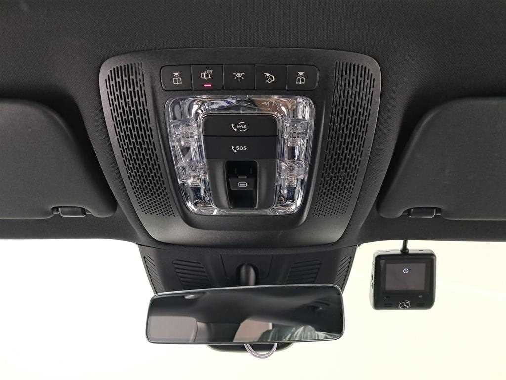 벤츠 EQB EQB (X243) EQB 300 4MATIC 일렉트릭 아트 이미지 15