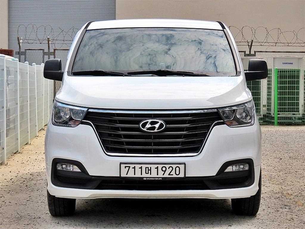 현대 스타렉스 더 뉴 그랜드 스타렉스 2WD 웨건 12인승 스마트 이미지 2