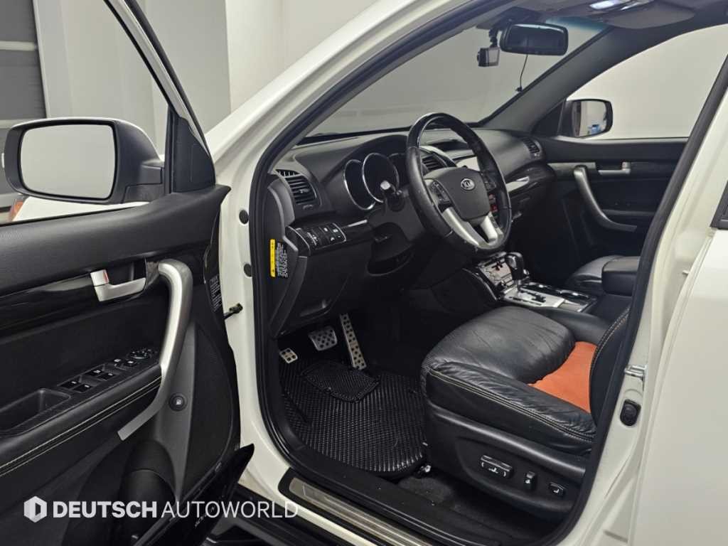기아 쏘렌토 쏘렌토 R 디젤 2WD 2.0 TLX 최고급형 이미지 11