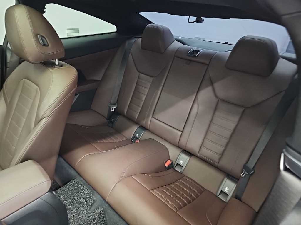 BMW 4시리즈 4시리즈 (G22) 420i 쿠페 M 스포츠 이미지 12