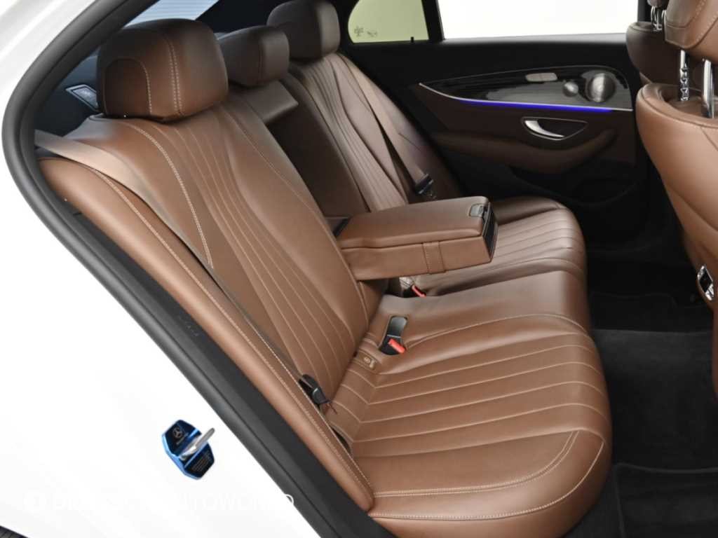 벤츠 E 클래스 E-클래스 W213 E450 4MATIC 익스클루시브 이미지 12