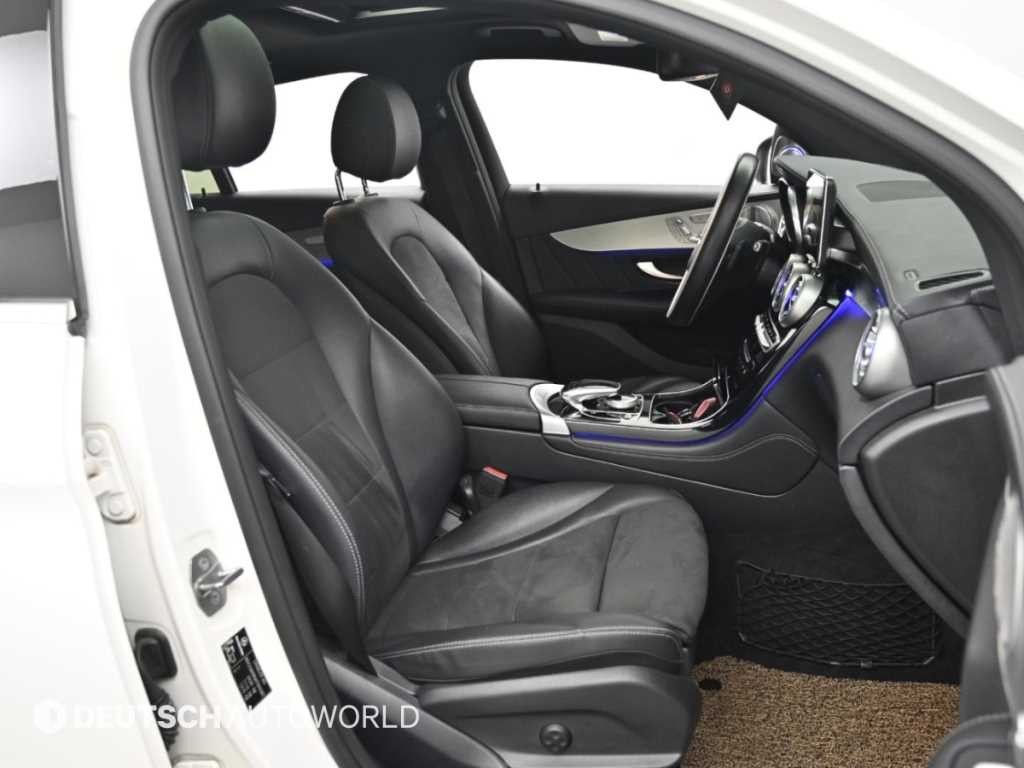 벤츠 GLC 클래스 GLC클래스 X253 GLC 300 4MATIC AMG LINE 쿠페 이미지 10
