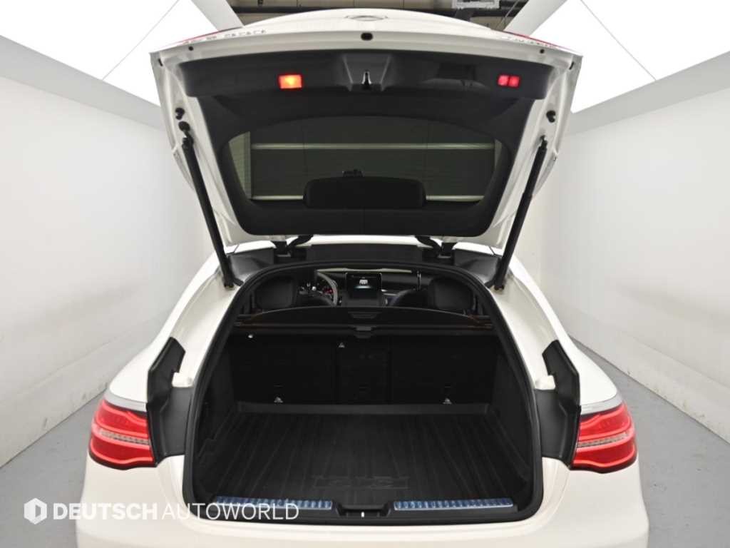 벤츠 GLC 클래스 GLC클래스 X253 GLC 300 4MATIC AMG LINE 쿠페 이미지 19