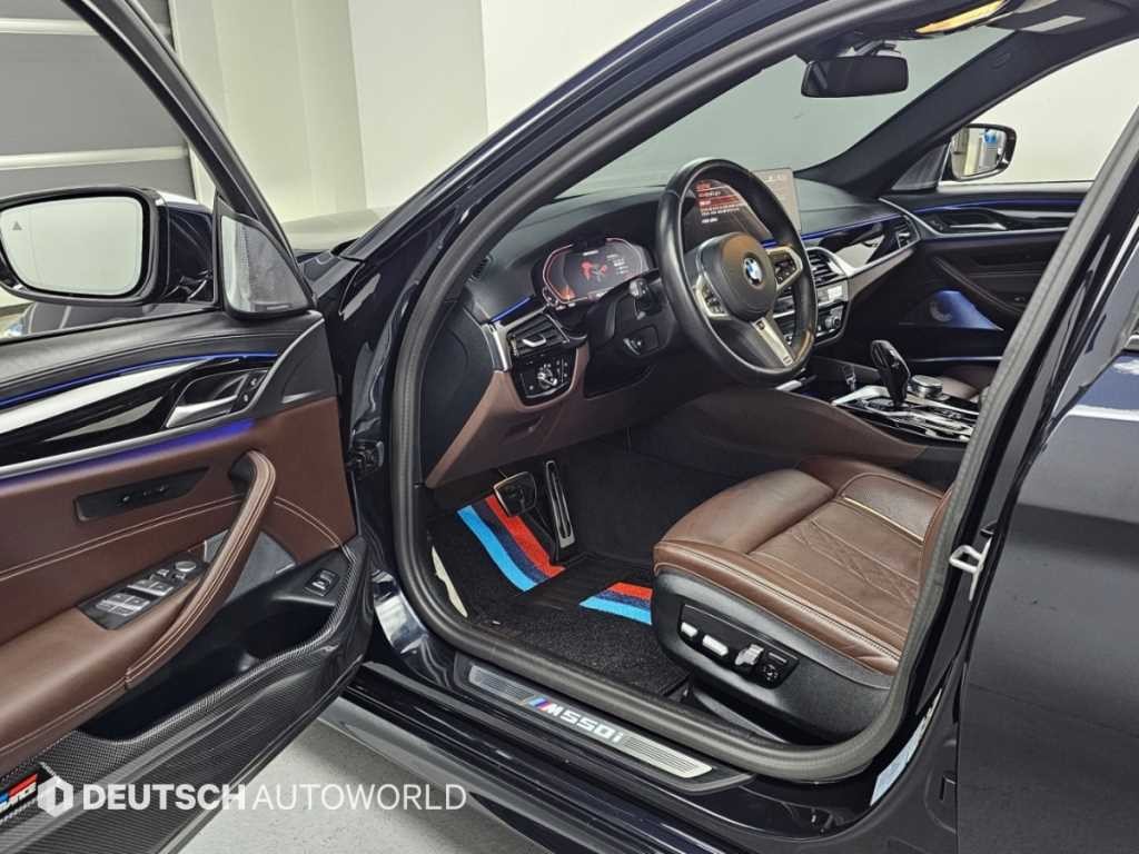 BMW 5시리즈 5시리즈 (G30) M550i xDrive 이미지 11