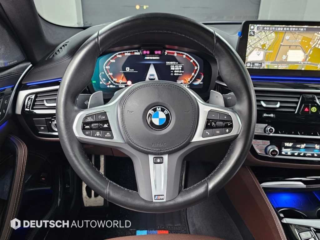 BMW 5시리즈 5시리즈 (G30) M550i xDrive 이미지 13