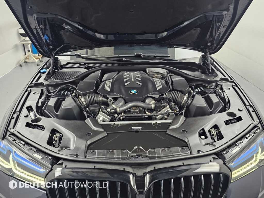 BMW 5시리즈 5시리즈 (G30) M550i xDrive 이미지 6