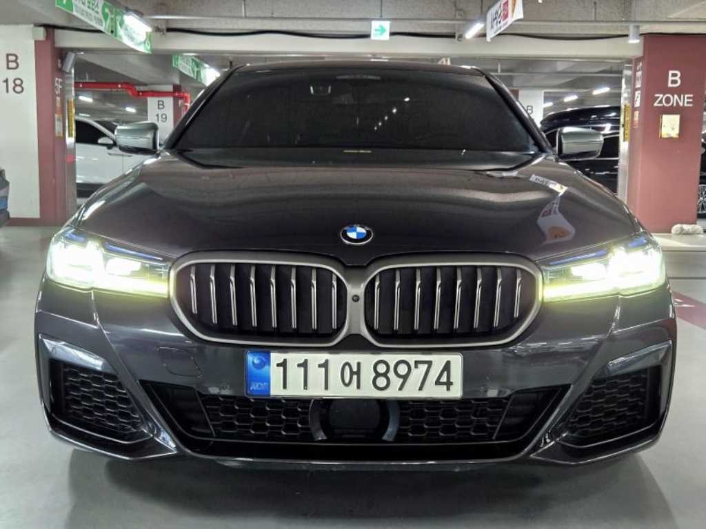 BMW 5시리즈 5시리즈 (G30) M550i xDrive 이미지 1