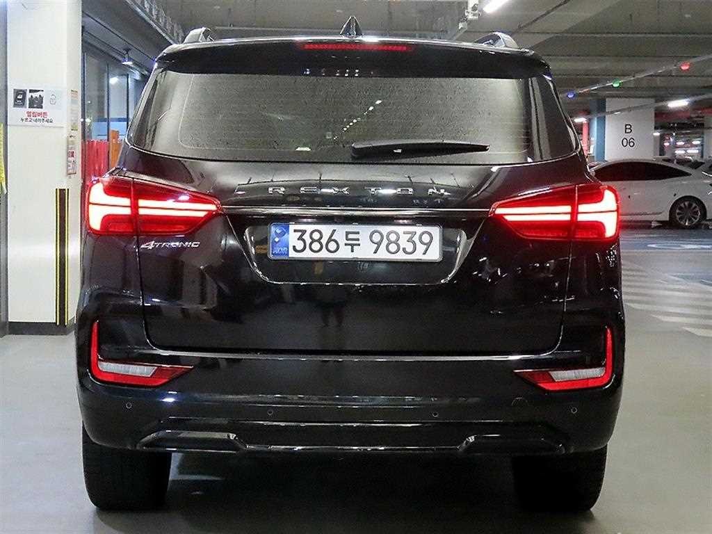 KG모빌리티(쌍용) 렉스턴 올 뉴 렉스턴 (Y450) 디젤 2.2 4WD 더 블랙 이미지 5