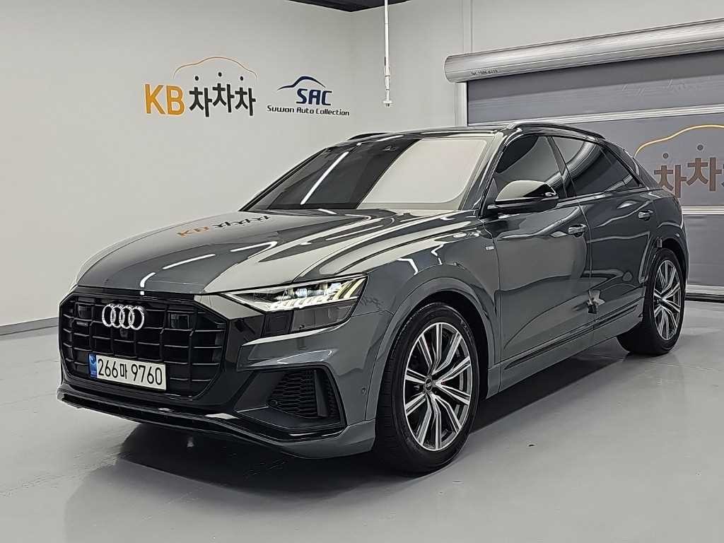 아우디 Q8 55 TFSI 콰트로 프리미엄 이미지 1