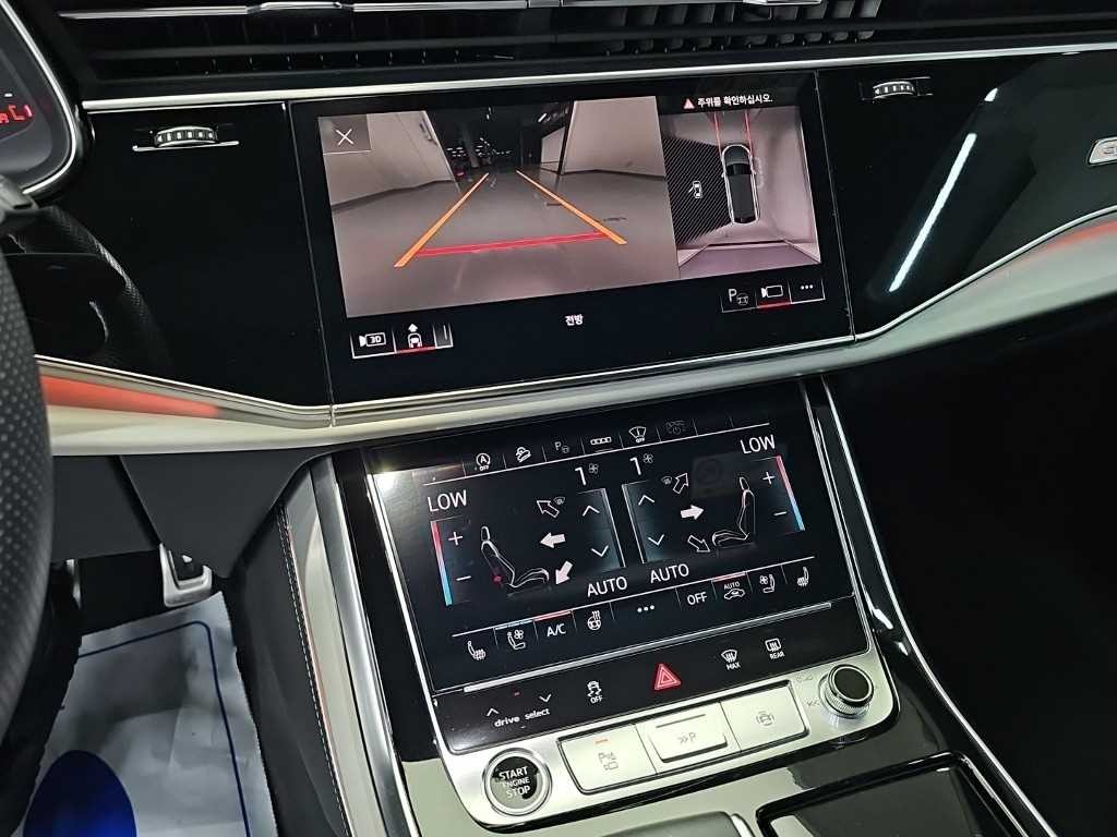 아우디 Q8 55 TFSI 콰트로 프리미엄 이미지 10