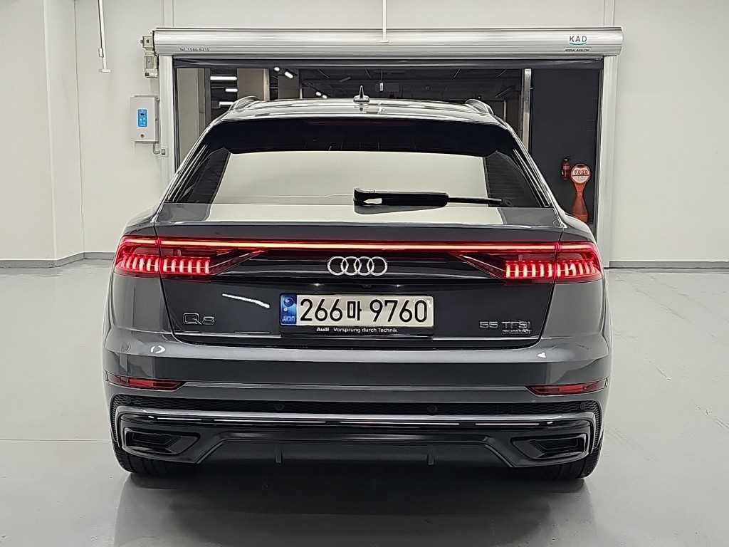 아우디 Q8 55 TFSI 콰트로 프리미엄 이미지 3
