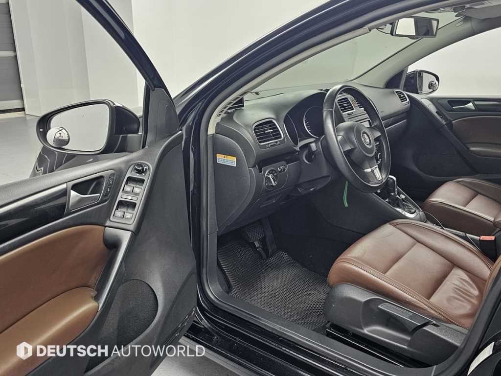 폭스바겐 골프 골프 6세대 2.0 TDI 이미지 11
