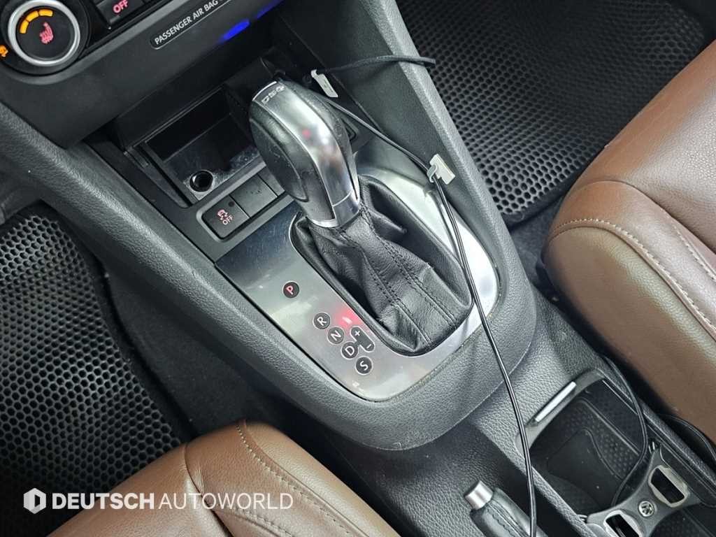 폭스바겐 골프 골프 6세대 2.0 TDI 이미지 9