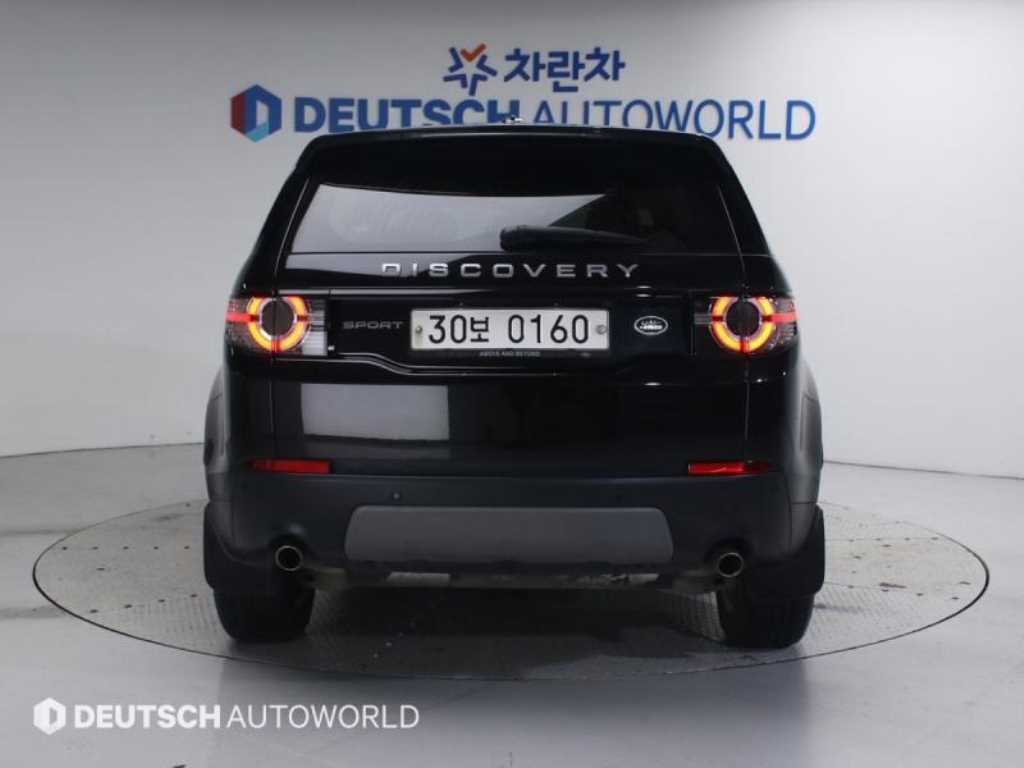 랜드로버 디스커버리 스포츠 2.0 TD4 HSE 럭셔리 이미지 4