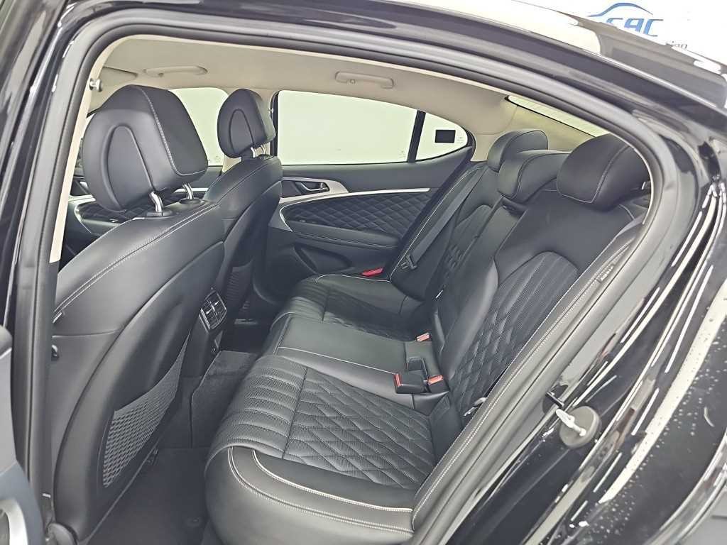 제네시스 G70 더 뉴 G70 가솔린 3.3T 4WD 기본형 이미지 12