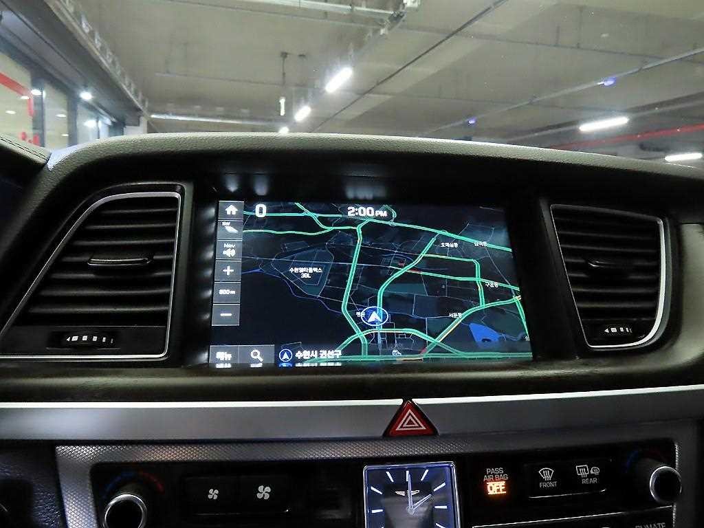 제네시스 G80 3.3 GDI AWD 프리미엄 럭셔리 이미지 13