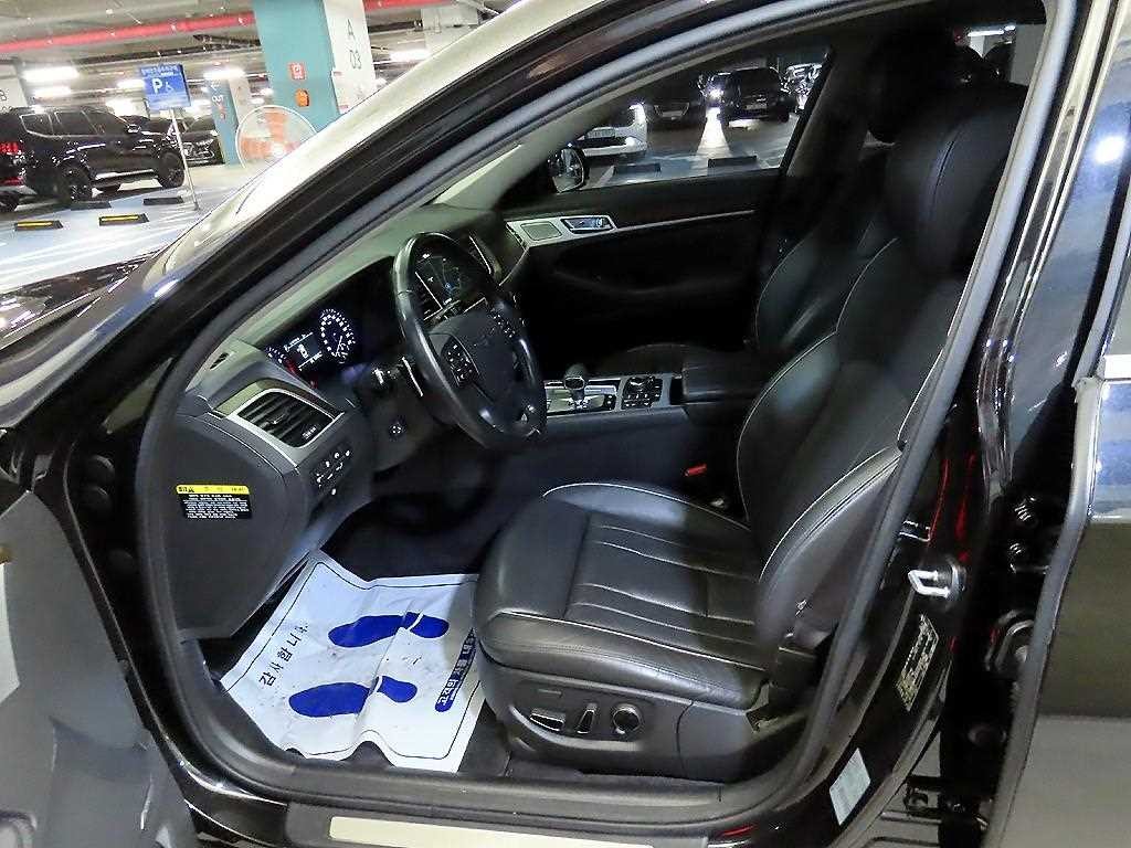 제네시스 G80 3.3 GDI AWD 프리미엄 럭셔리 이미지 6