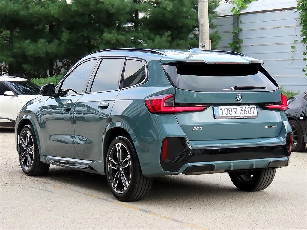 BMW X1 X1 (U11) sDrive 18d M 스포츠 이미지 3