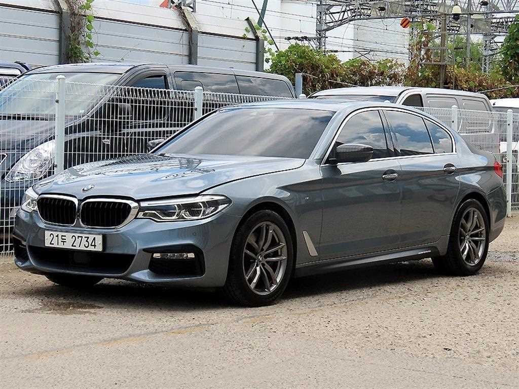 BMW 5시리즈 5시리즈 (G30) 530i M 스포츠 플러스 이미지 2