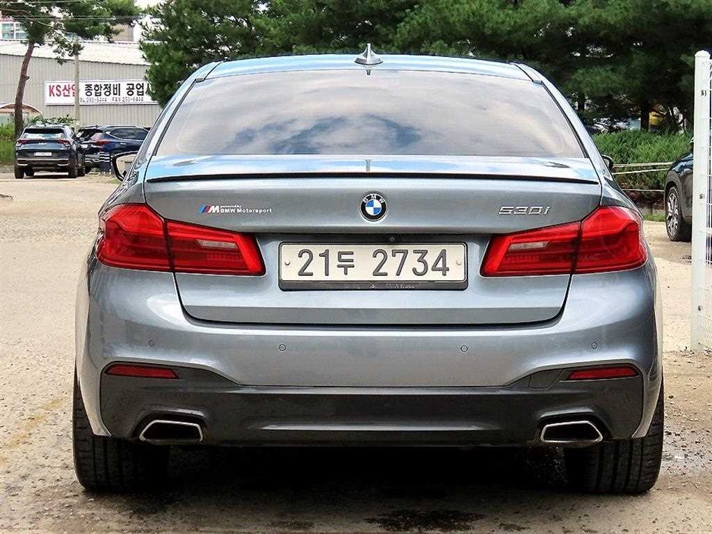 BMW 5시리즈 5시리즈 (G30) 530i M 스포츠 플러스 이미지 4