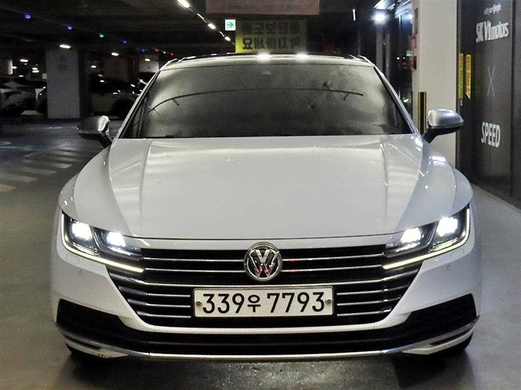 폭스바겐 아테온 2.0 TDI 엘레강스 프레스티지 이미지 2