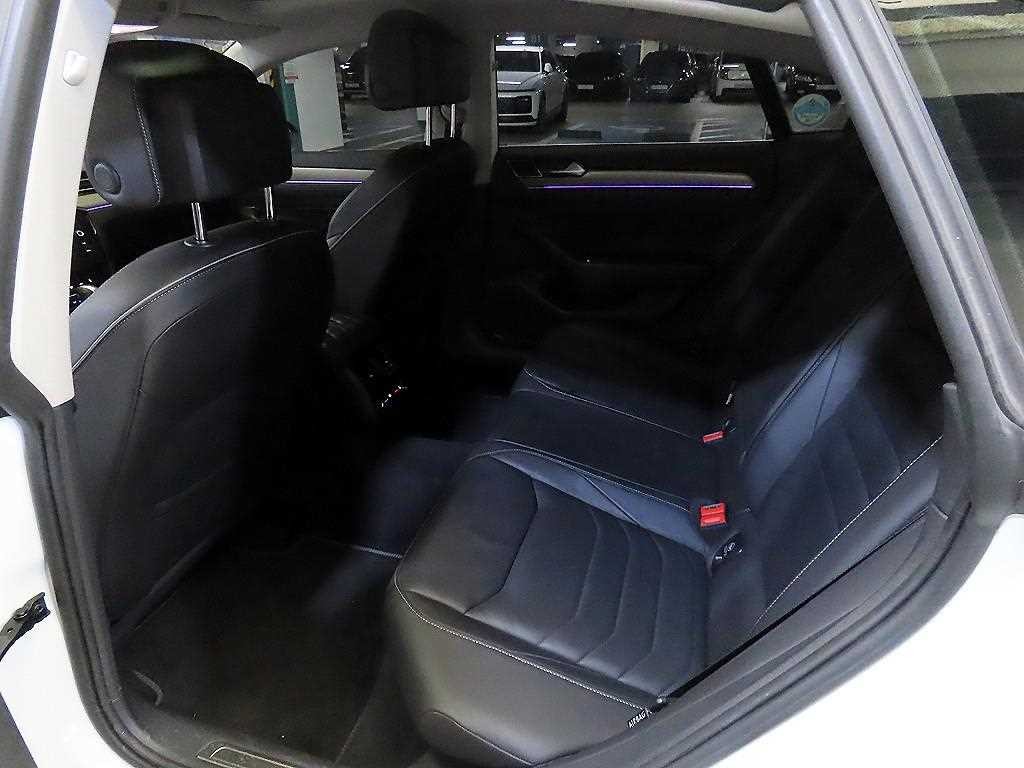 폭스바겐 아테온 2.0 TDI 엘레강스 프레스티지 이미지 7