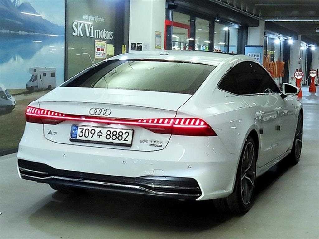 아우디 A7 A7 (4K) 55 TFSI 콰트로 프리미엄 이미지 4