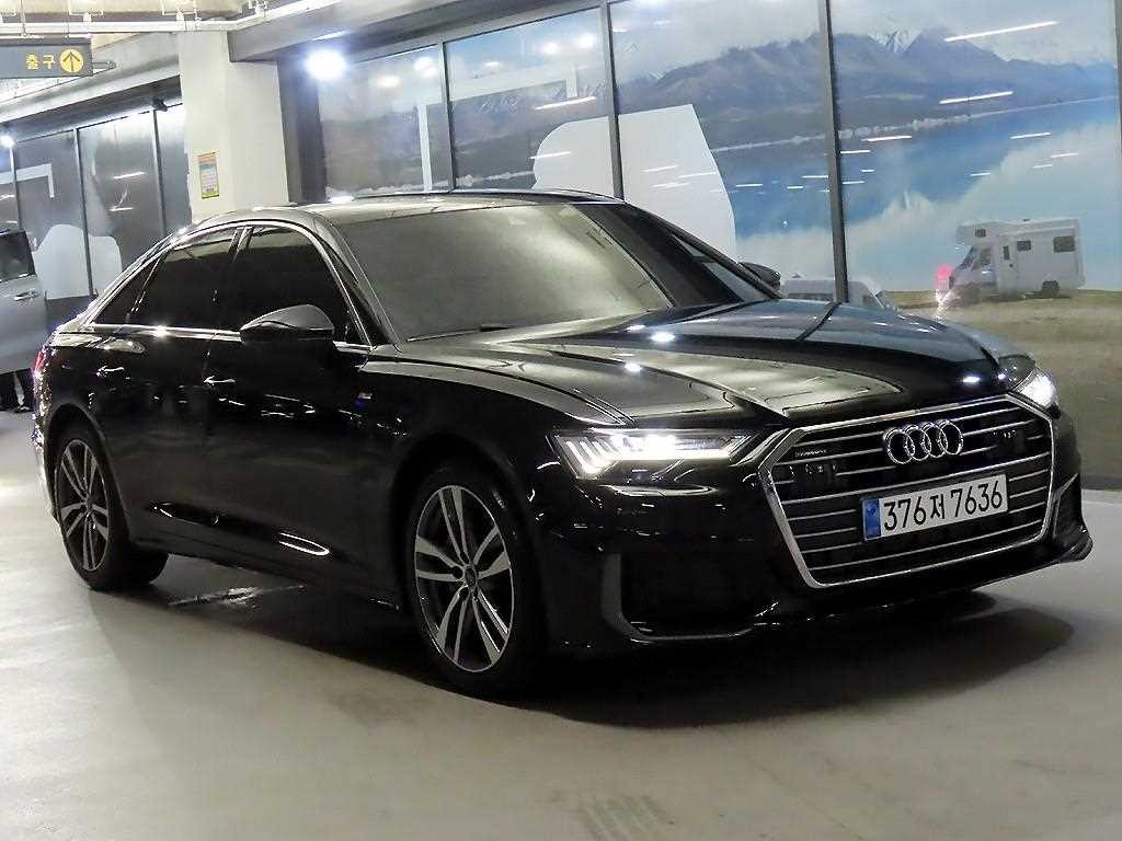 아우디 A6 A6 (C8) 45 TFSI 콰트로 프리미엄 이미지 1