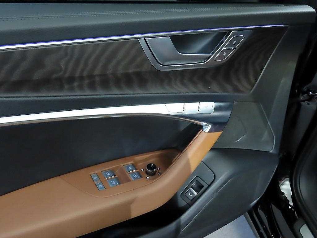 아우디 A6 A6 (C8) 45 TFSI 콰트로 프리미엄 이미지 15