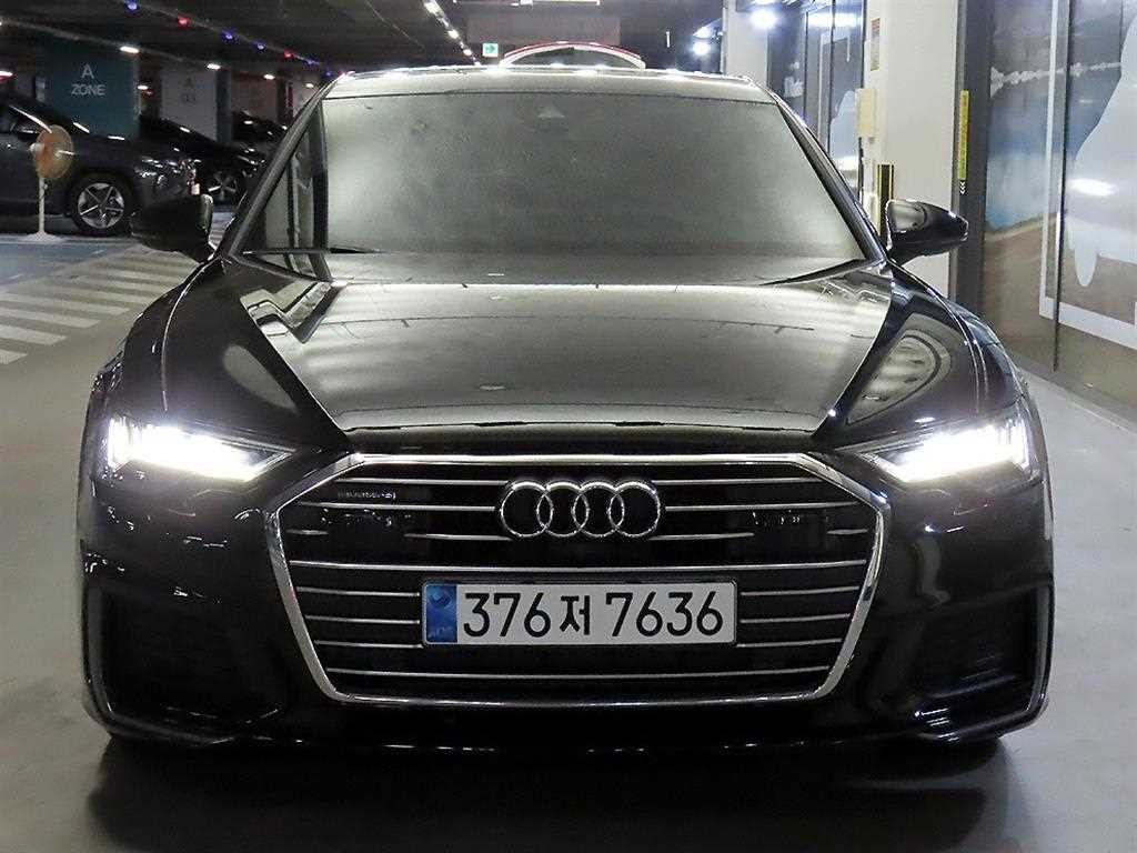 아우디 A6 A6 (C8) 45 TFSI 콰트로 프리미엄 이미지 2