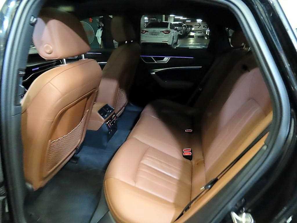 아우디 A6 A6 (C8) 45 TFSI 콰트로 프리미엄 이미지 7