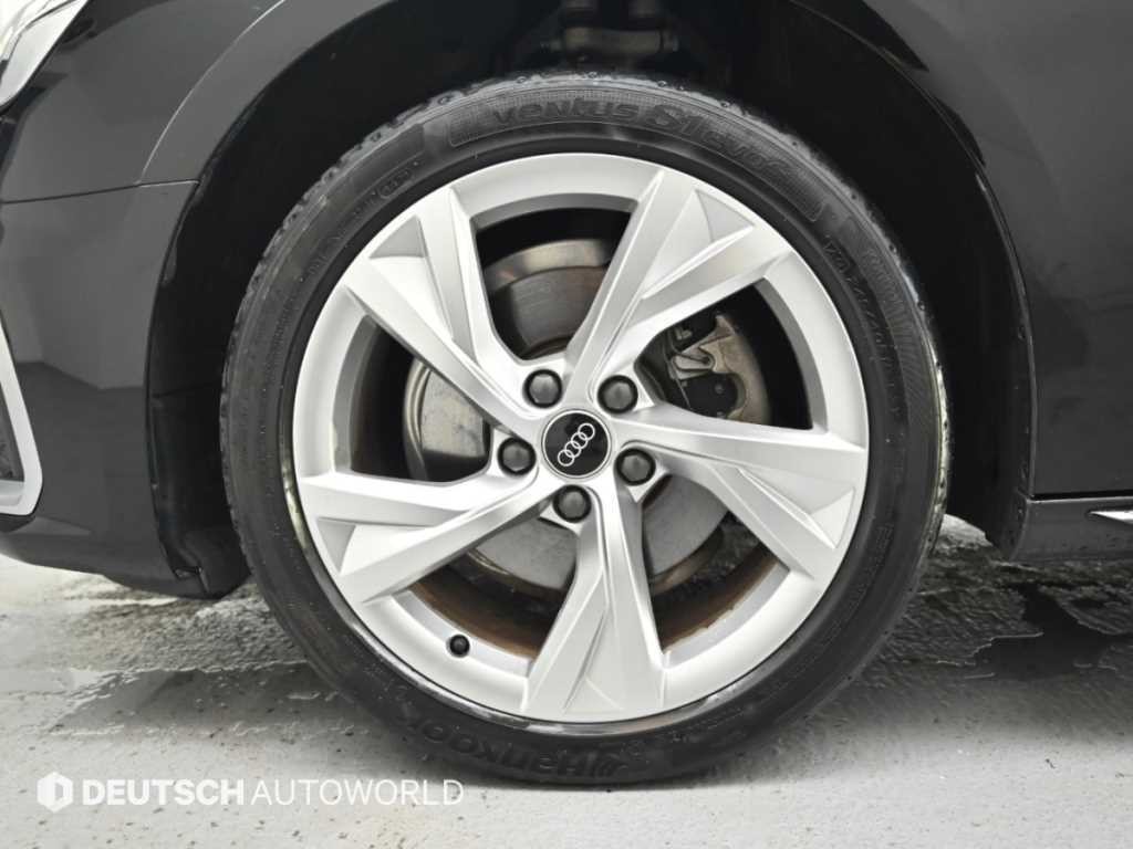 아우디 A4 A4 (B9) 40 TFSI 프리미엄 이미지 5