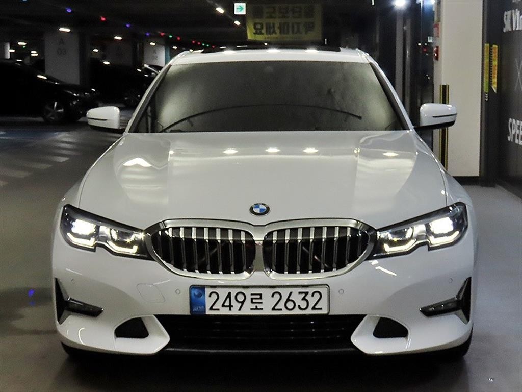 BMW 3시리즈 3시리즈 (G20) 320i M 스포츠 이미지 2